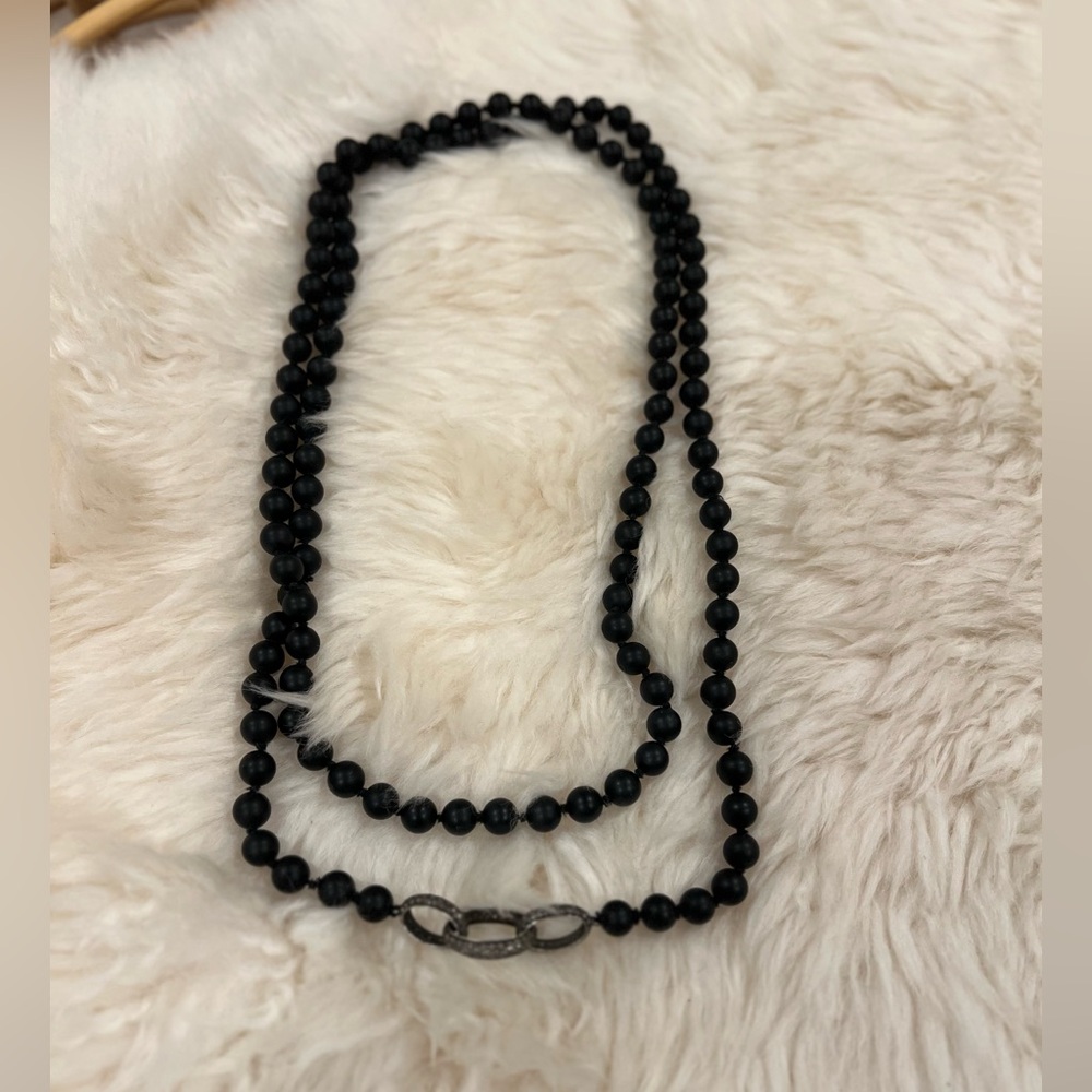 The Woods Fine Jewelry Black Beaded Necklace with Jeweled Circles